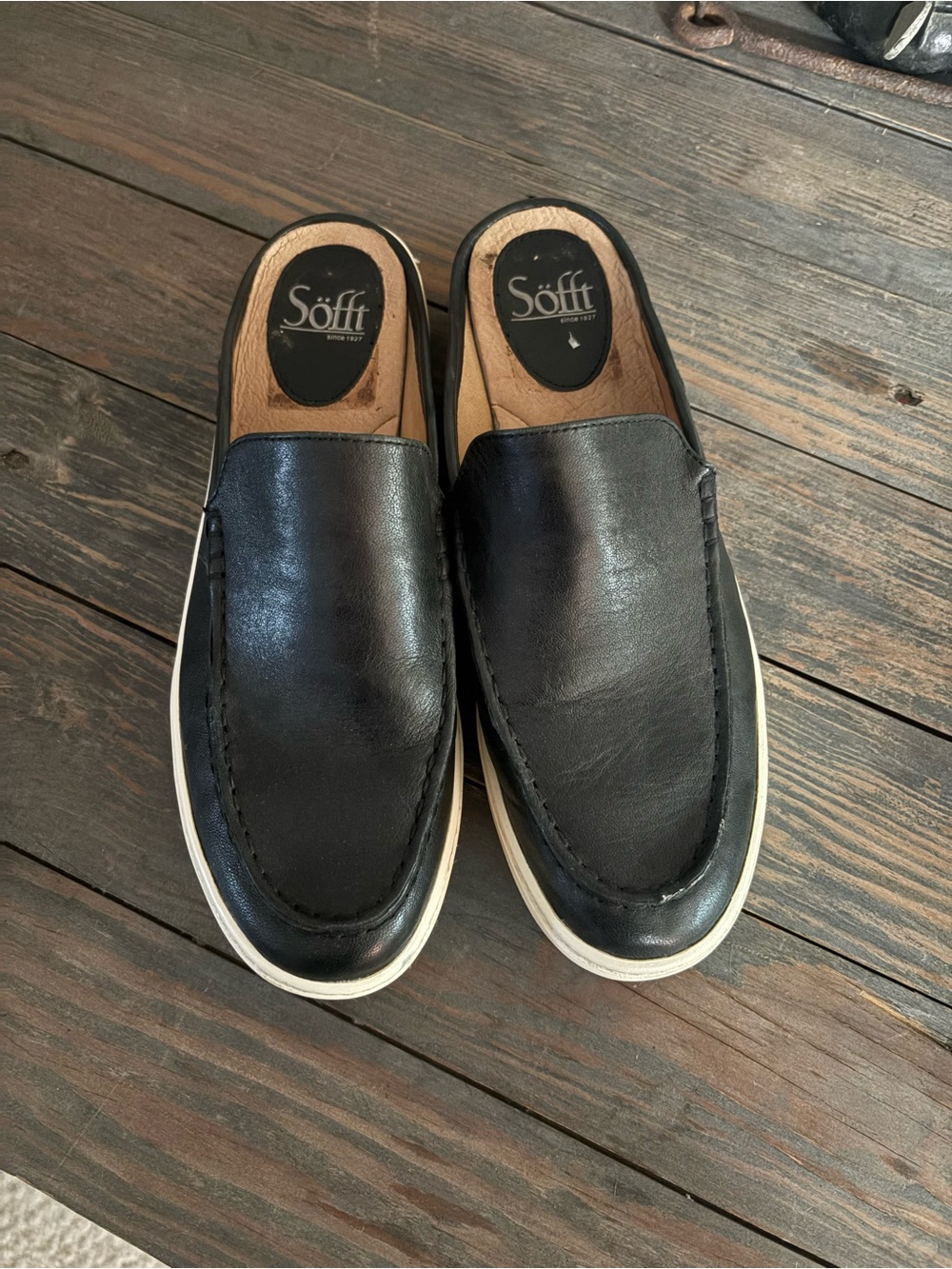 Söfft Black Leather Slip-On Mule Clogs with White Trim